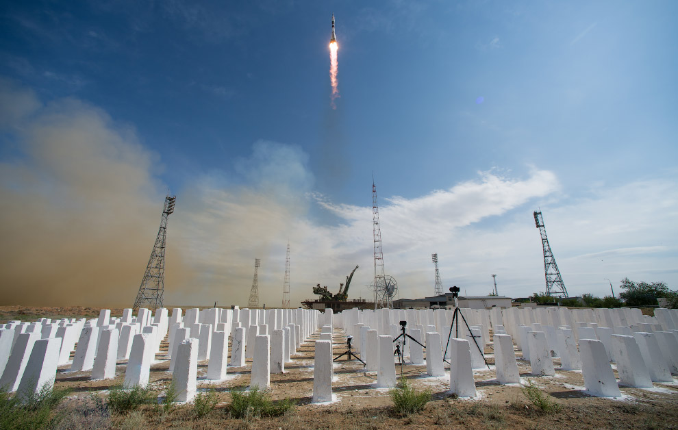 Expedition 56 Launch