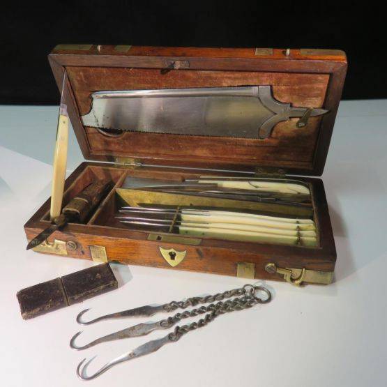 «Антонов огонь» и «уксус четырёх разбойников». Военная медицина в Отечественную войну 1812 года история