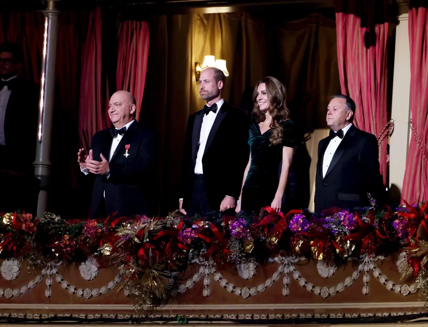 Из принцессы в королеву: лучшие выходы Кейт Миддлтон в 2025 году принцесса, образ, Уэльская, также, платье, честь, надела, принцессе, принц, ордена, принцессы, выбрала, серьги, дополнила, Миддлтон, шляпка, оттенка, время, Уильям, Rossi