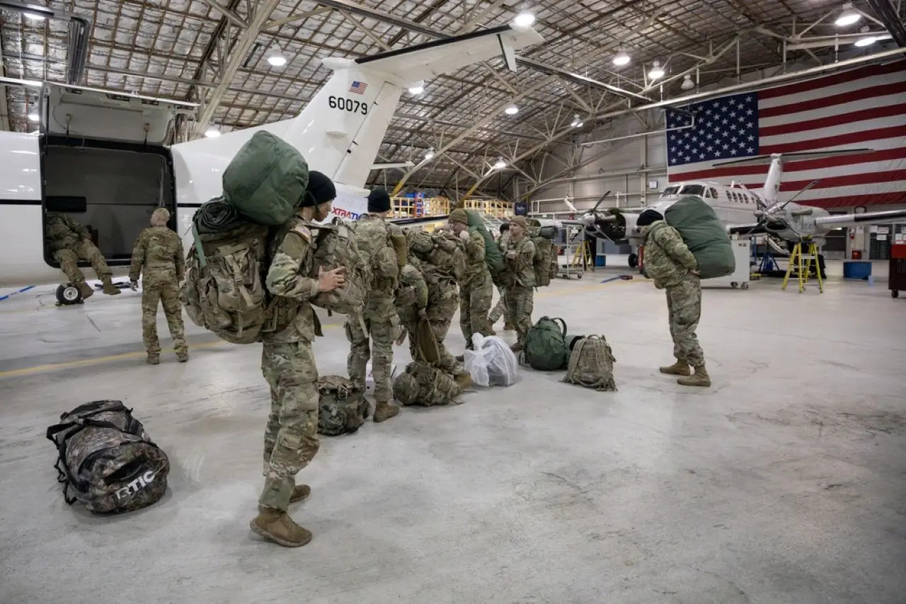 Из-за приостановки работы правительства США военным не дают уволиться со службы