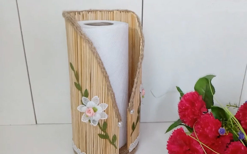 Полезная и красивая вещь из пластиковой бутылки и деревянных шпажек домашний очаг,рукоделие,своими руками,сделай сам,умелые руки