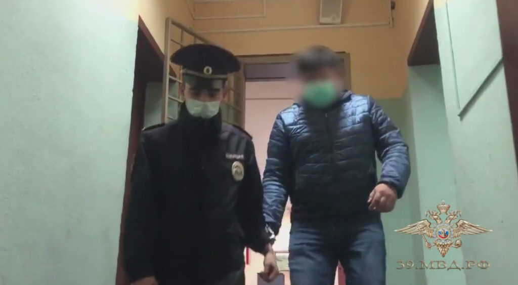 В Калининграде арестовали 36-летнего мужчину за избиение одноклассников сына