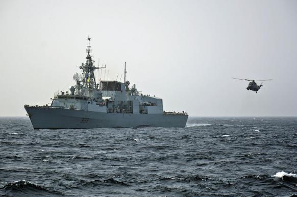 Группировка из пяти кораблей НАТО движется к Черному морю