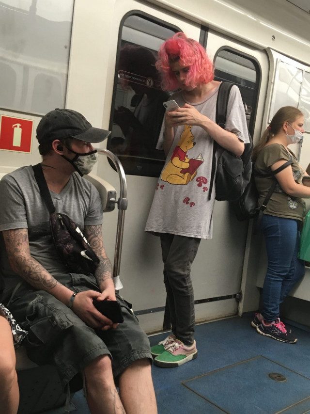 Самые странные пассажиры подземки смешные картинки,фото-приколы,юмор