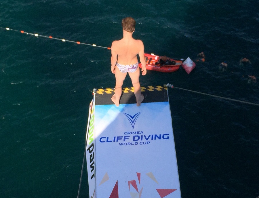 Naked Cliff Diving