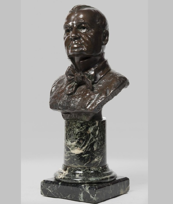 Неизвестные таланты Сары Бернар: Как эпатажная актриса ваяла чувственные скульптуры и писала книги 