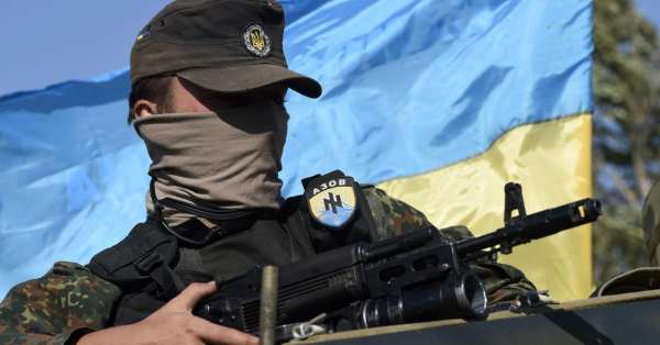 В Киеве разрушают «светлый образ» украинских карателей в Донбассе