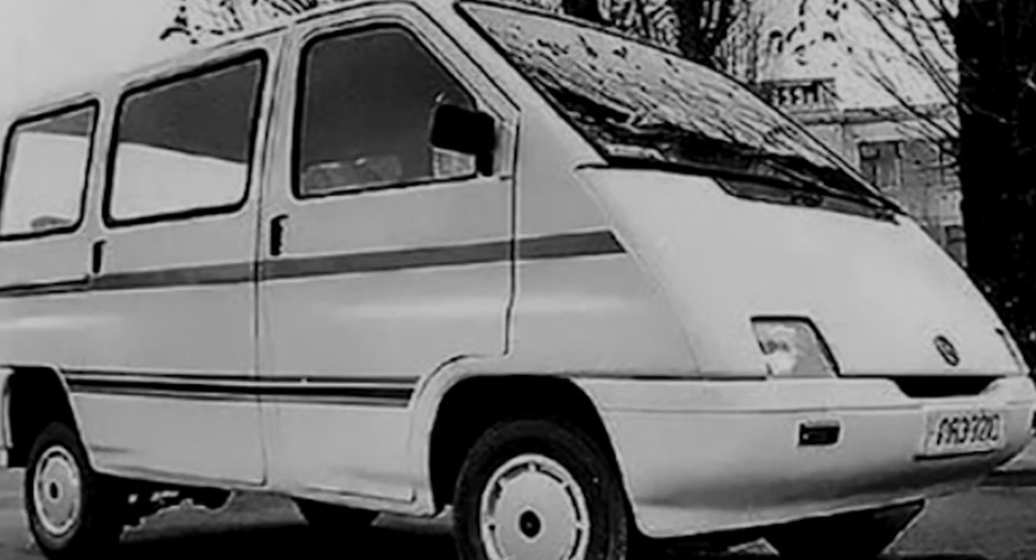 Слепили из того что было: Самый редкий ЛАЗ в СССР