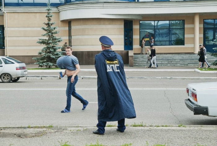 Почему нас никто не победит, кроме нас самих: 17 курьезных снимков из нашей реальной жизни﻿ 