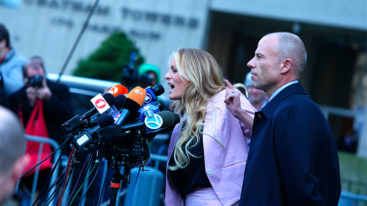 ОН ДОЛЖЕН УМЕРЕТЬ В ТЮРЬМЕ: ТРИ ПОВОДА ДЛЯ ОХОТЫ НА ТРАМПА геополитика