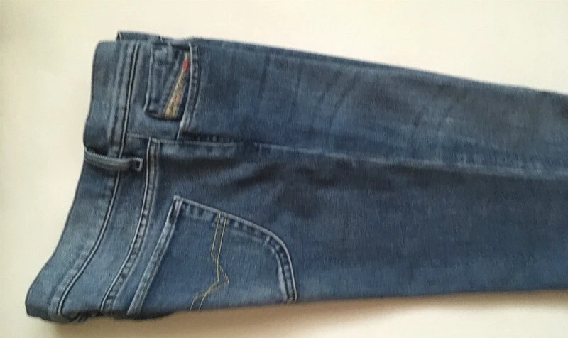 Как подшить джинсы и сделать потёртости: мастер-класс джинсы, краски, чтобы, немного, можно, штанин, штанины, подворот, краску, краска, нитки, строчки, результат, для текстиля, сделать, места, стежки, толстые, случае, В нашем