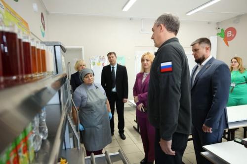 То, как организовано питание для детей в школе усть – Ивановки нужно ставить в пример всем образовательным учреждениям региона.