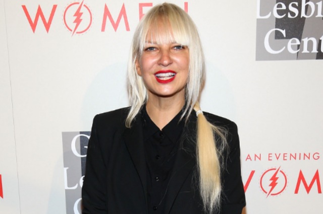 Певица Sia рассказала о своих приемных детях и призналась, что хочет снова стать матерью