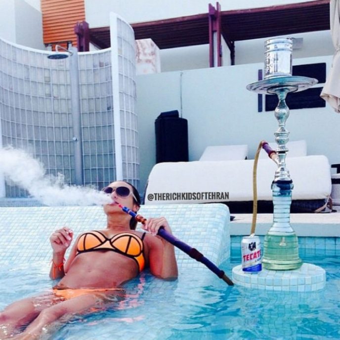 Золотая молодежь Ирана: Как живут богатые детки в этой строгой мусульманской стране Золотая молодежь Ирана: Как живут богатые детки в этой строгой мусульманской стране