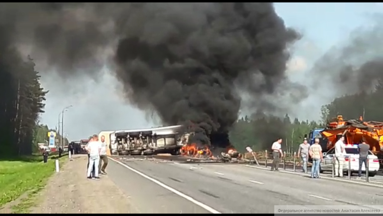 Смертельное ДТП с грузовиками в Самарской области унесло жизни трех человек