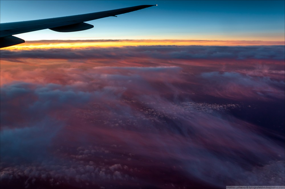 Имеет ли право стюардесса запрещать пялиться в иллюминатор? 483,авиатур,поездка