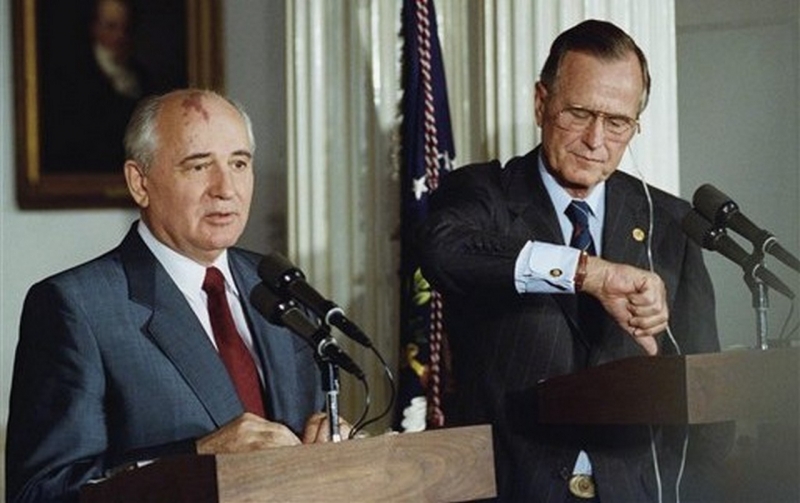  Михаил Горбачев и «хитроплан» Буша
