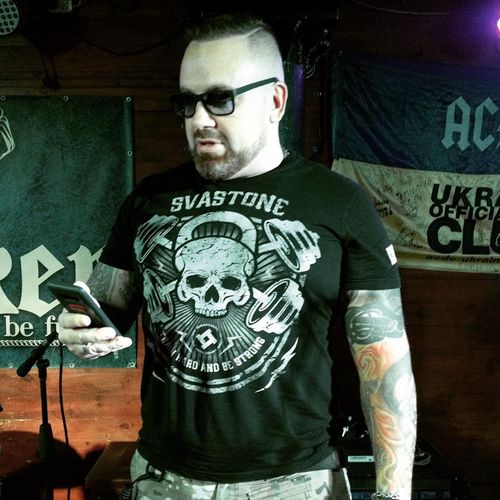 Почему Зеленский не борется с нацистами украина