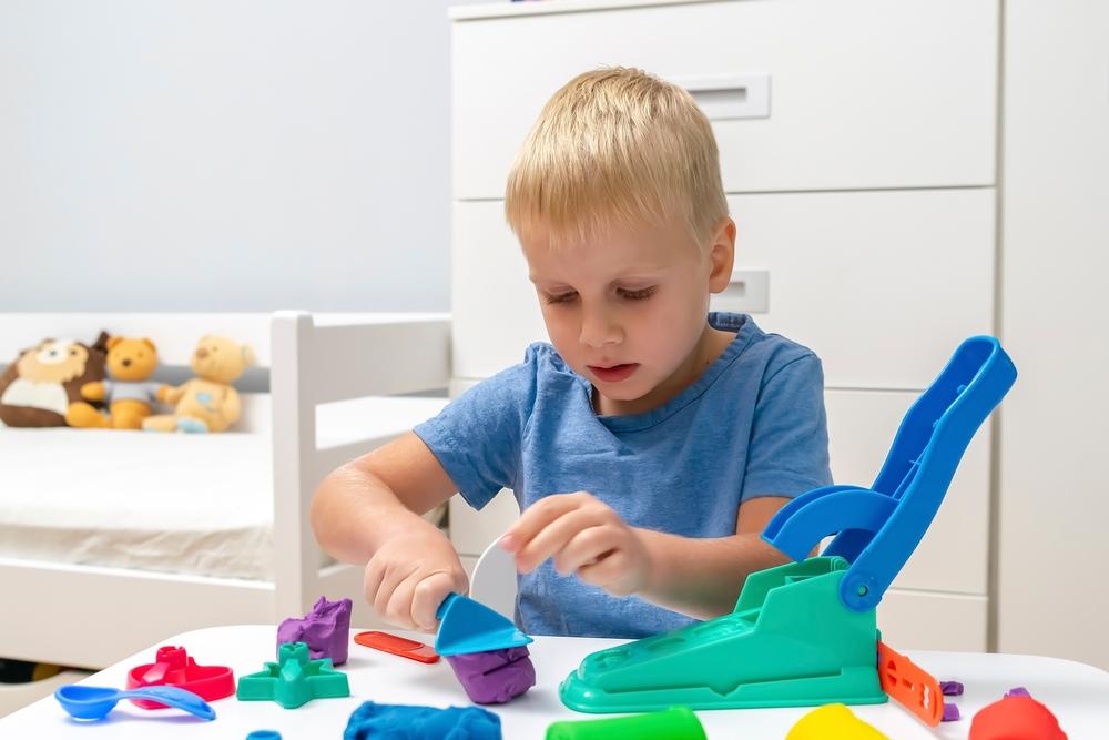 Почему ребенку с РАС важно общаться со сверстниками, и что должны знать нейротипичные дети детей, развития, нарушениями, ребенка, может, аутичного, также, какие, детям, навыки, использовать, развивающихся, показывают, короткие, поведения, типично, обучение, новые, учатся, больше