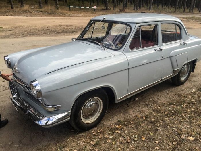 Прекрасно сохранившаяся ГАЗ-21 «Волга» 1962 года выпуска (20 фото)