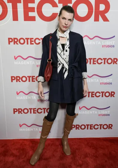 Милла Йовович вышла в свет со старшей дочерью Эвер Андерсон Милла Йовович вышла в свет со старшей дочерью Эвер Андерсон Галина Логинова,Люк Бессон,милла йовович,Пол Андерсон,шон эндрюс,Эвер Андерсон