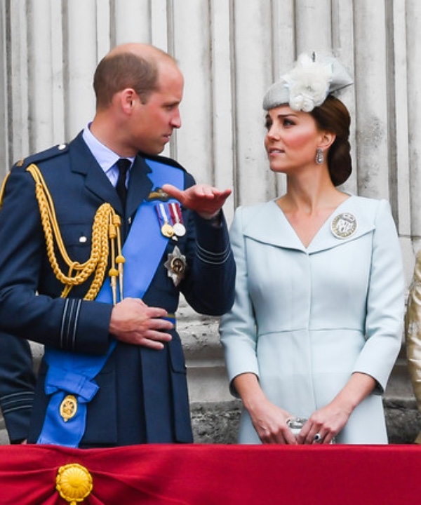 Королева англии меган маркл. Плененный принц аймерик. Два принца. Два принца. Шрек 2 принц чарминг.