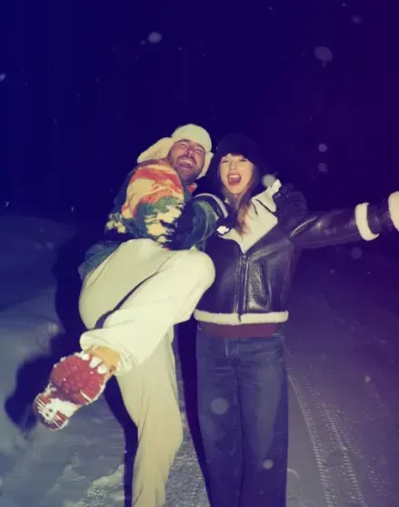 Инсайдер раскрыл подробности предстоящей свадьбы Тейлор Свифт и Трэвиса Келси Тейлор, Трэвис, Свифт, певица, Бальдони, Лайвли, отношений, время, после, Блейк, Тогда, Келси, сделал, Селены, кольцо, подругу, словам, которая, свадьбе, Джастина