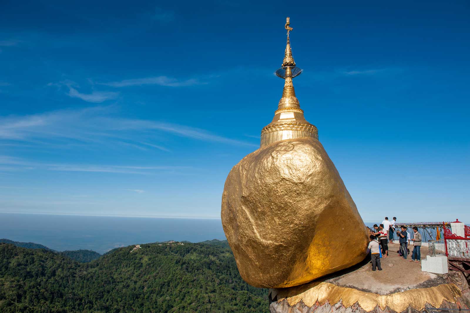 мьянма камень