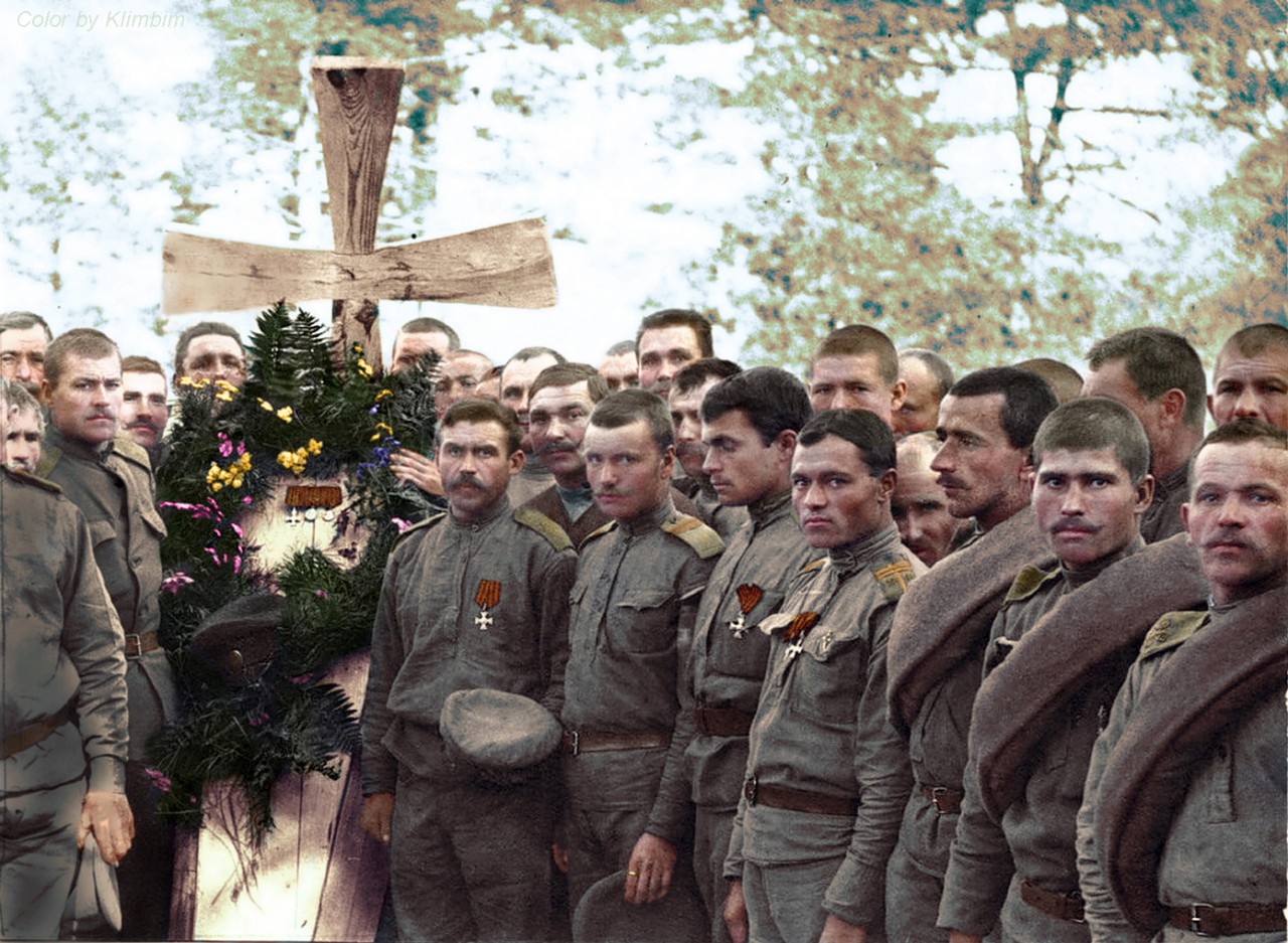 Похороны русского солдата, 1916