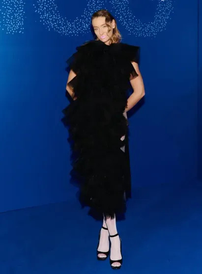 Аня Чиповская, Александр Рогов, падчерица Ивана Урганта Эрика Кикнадзе, Александр Гудков и Ксения Собчак в модных образах на ужине The Blueprint платье, Ольга, Ксения, Александр, Собчак, надела, Prada, появилась, Чиповская, позировала, ЧиповскаяАня, ИсаковаВиктория, КарпутьОльга, СерябкинаКатя, Кищук, Виктория, Кикнадзе, СтаршенбаумОльга, СоловьёваИрина, Мухина