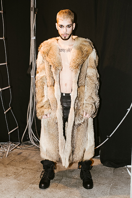 Елена Летучая, Лада Дэнс и другие на показах в рамках Mercedes-Benz Fashion Week Елена Летучая, Лада Дэнс и другие на показах в рамках Mercedes-Benz Fashion Week Светская жизнь