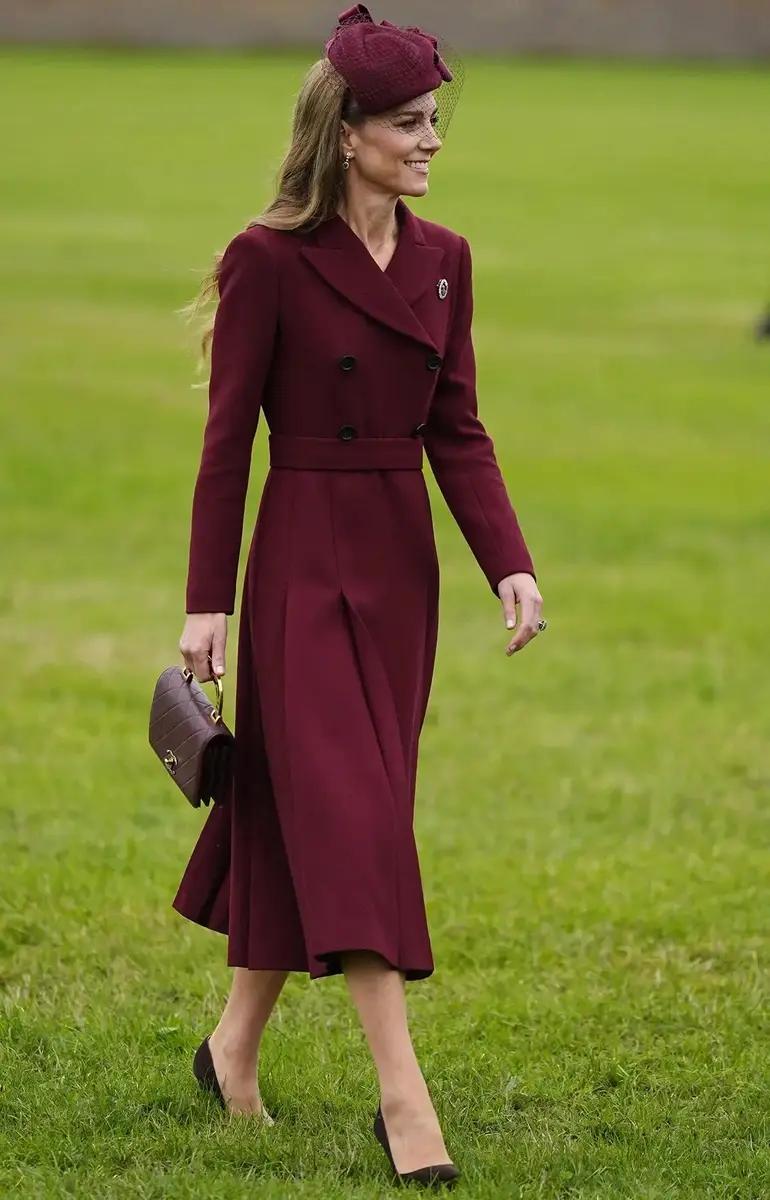 Из принцессы в королеву: лучшие выходы Кейт Миддлтон в 2025 году принцесса, образ, Уэльская, также, платье, честь, надела, принцессе, принц, ордена, принцессы, выбрала, серьги, дополнила, Миддлтон, шляпка, оттенка, время, Уильям, Rossi