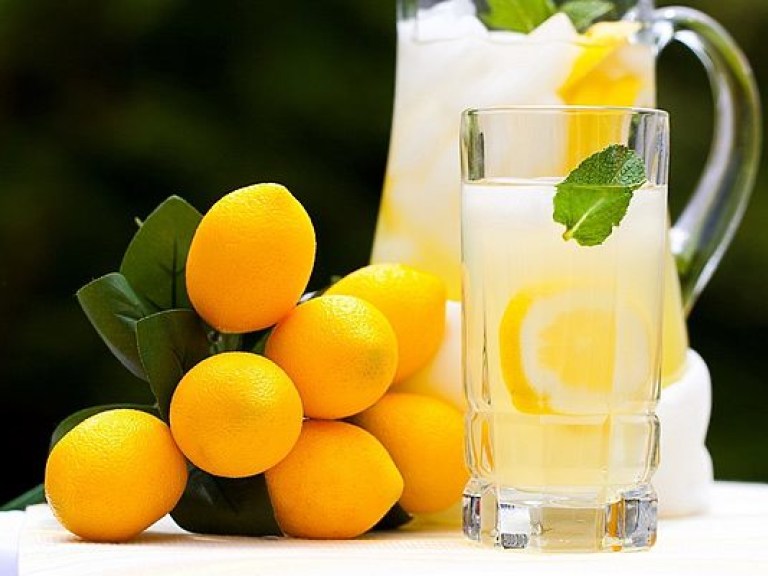 10 самых удивительных полезных свойств лимонов для здоровья могут, помочь, здоровья, лимоны, предотвратить, витамина, также, может, железа, лимонах, только, чтобы, лимонов, помогает, продуктов, помогают, больше, этого, людей, которую