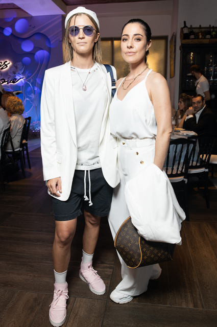 Наталья Ионова, Рената Литвинова, Кети Топурия и другие на дне рождения Светланы Кузнецовой Наталья Ионова, Рената Литвинова, Кети Топурия и другие на дне рождения Светланы Кузнецовой Светская жизнь