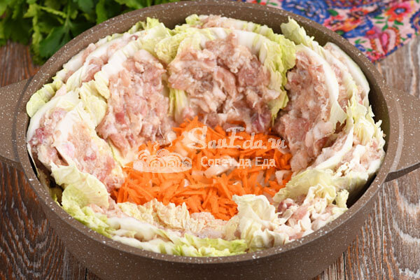 Вторые блюда из пекинской капусты и фарша, которые вас точно удивят способом приготовления Вторые блюда из пекинской капусты и фарша, которые вас точно удивят способом приготовления капусты, части, перемешиваем, листьев, блюда, фарша, капусту, нежные, блюдо, очень, вкусу, добавляем, капуста, пекинской, голубцы, половину, кусочками, ничего, солью, Любой