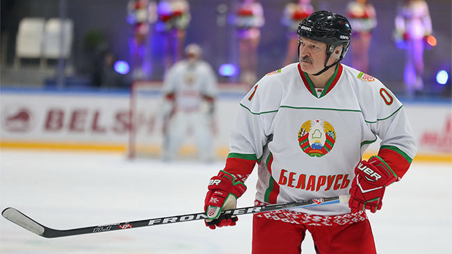 «Нет никаких гарантий безопасности». Почему в Беларуси предложили перенести Чемпионат мира по хоккею?