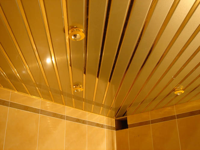 Инструкция по монтажу реечного потолка в ванной комнате своими руками