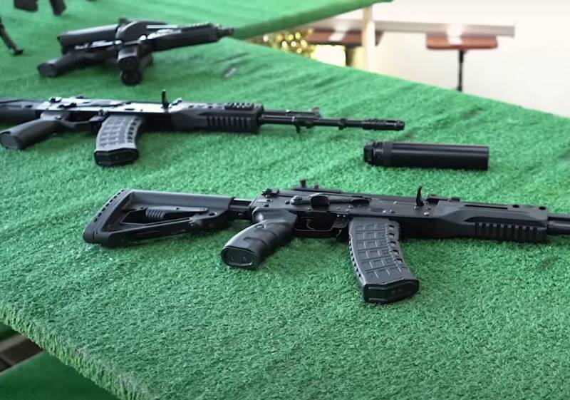 Концерн «Калашников» представил новинки стрелкового вооружения, включая обновленный АК-12 оружие