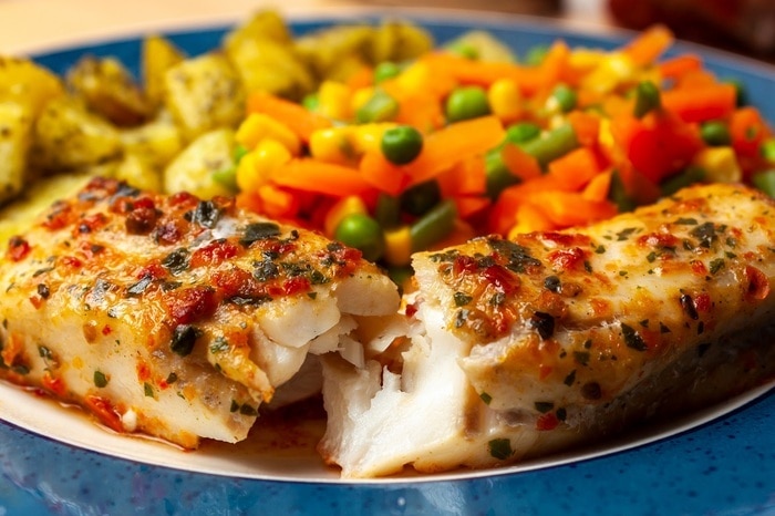 Готовим сочную рыбу минтай в духовке и на сковороде: 7 лучших рецептов кулинария,рыбные блюда