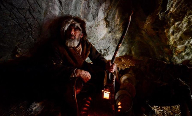 Отшельник 20 лет жил пещере, а когда спустился в город и узнал, что последние полтора года в мире идет эпидемия Отшельник 20 лет жил пещере, а когда спустился в город и узнал, что последние полтора года в мире идет эпидемия Культура