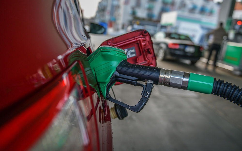Премиальный бензин очищает от нагара: правда и мифы