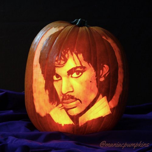 19 крутых идей для вырезания тыквы на Хэллоуин 19 крутых идей для вырезания тыквы на Хэллоуин