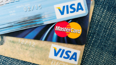 Visa и MasterCard получат отсрочку по уплате обеспечительных взносов