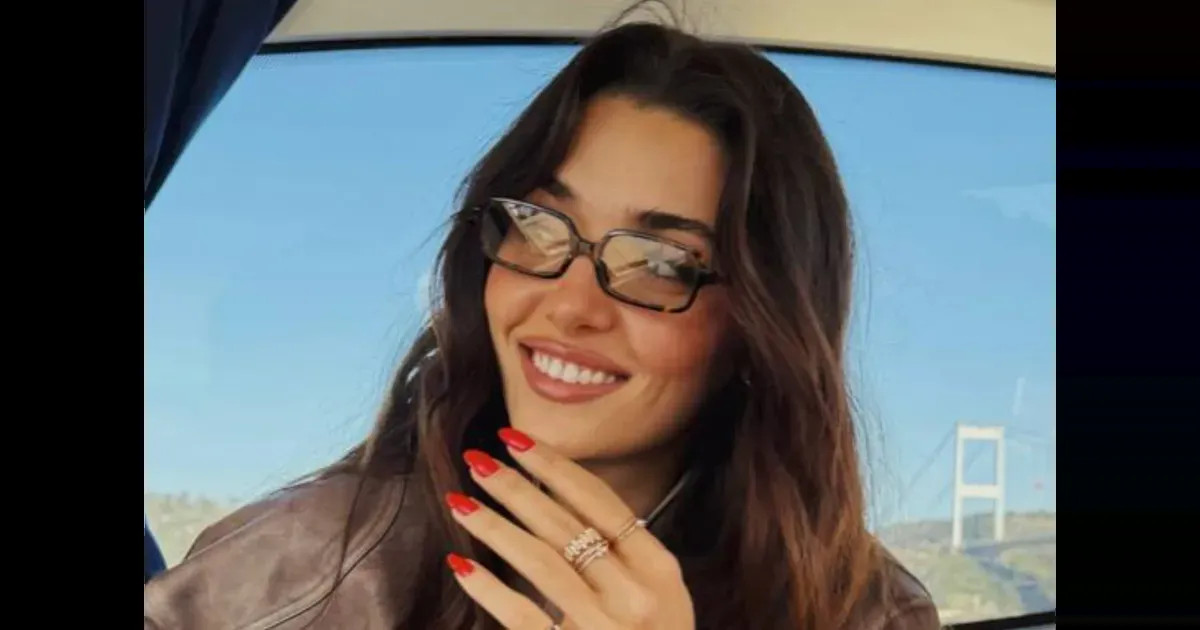 Прокуратура Турции отпустила звезду сериала "Постучись в мою дверь" Ханде Эрчел после теста на наркотики