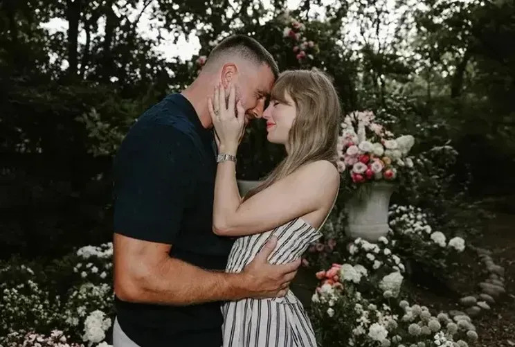 Инсайдер раскрыл подробности предстоящей свадьбы Тейлор Свифт и Трэвиса Келси Тейлор, Трэвис, Свифт, певица, Бальдони, Лайвли, отношений, время, после, Блейк, Тогда, Келси, сделал, Селены, кольцо, подругу, словам, которая, свадьбе, Джастина