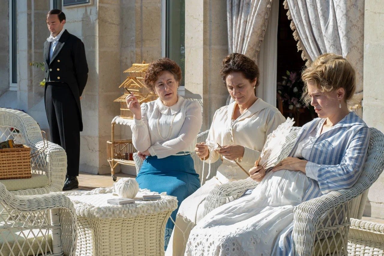 Эна, королева Испании (2024-2025) Эна, королева Испании (2024-2025)