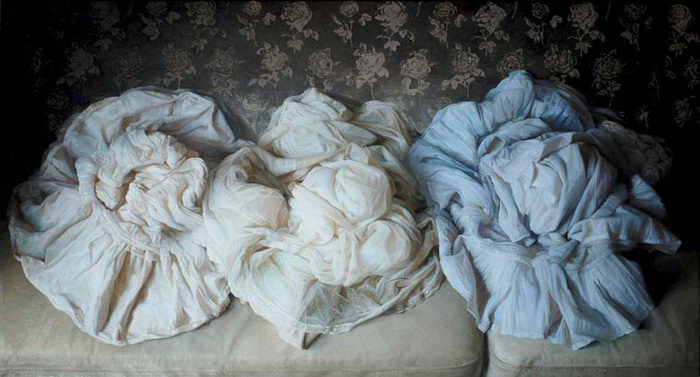 Российский художник создает полотна с девушками в стиле прошлых веков 