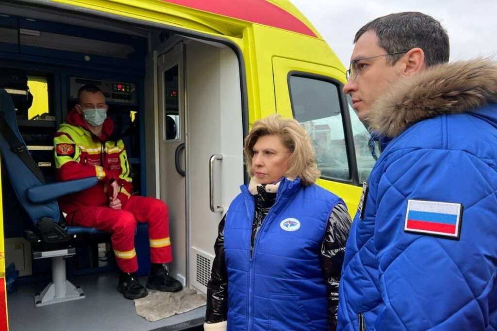 Москалькова встретила возвращающихся из украинского плена курян