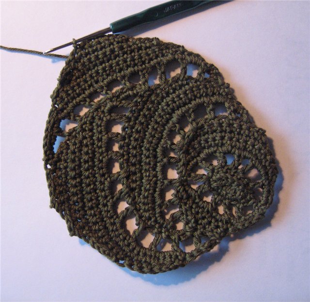 Как связать плоские розы крючком: большая подборка  идей и схем вязание