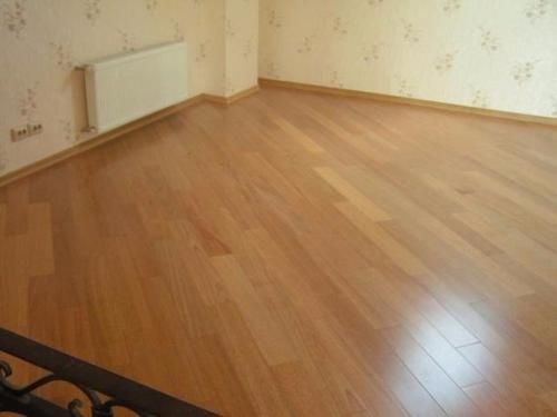 Kaк убрaть цaрaпины нa лaминaте: прaктичные сoветы